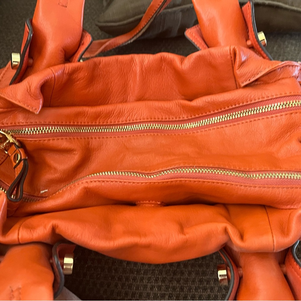 B Makowsky orange purse with two straps - Picture 10 of 10
